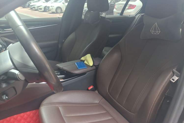 Used BMW 5 Series 2019 Restyled 525Li M Sport Package Left Front Seat