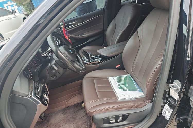 Used BMW 5 Series 2019 525Li M Sport Package Left Front Seat