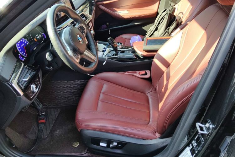 Used BMW 5 Series 2019 530Li Leading Model M Sport Package Left Front Seat