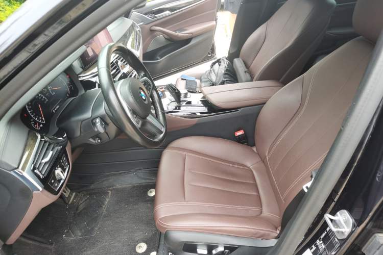Used BMW 5 Series 2019 525Li M Sport Package Left Front Seat