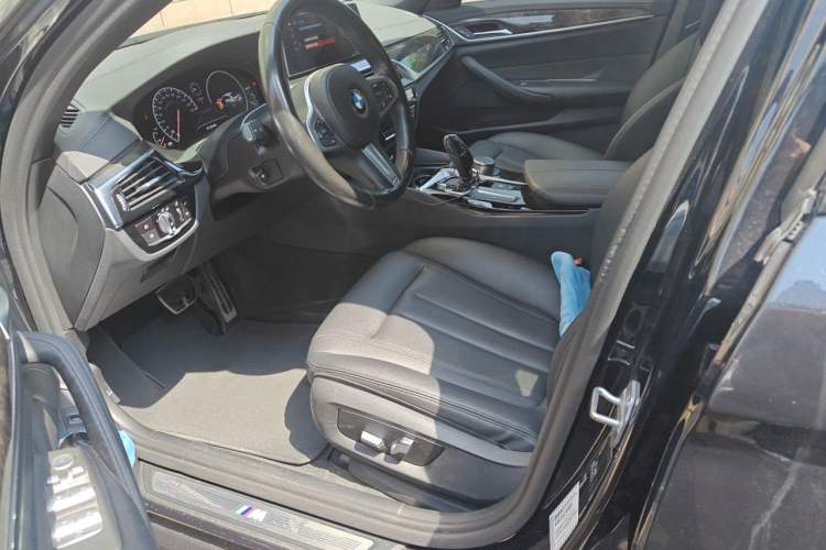 Used BMW 5 Series 2019 525Li M Sport Package Left Front Seat