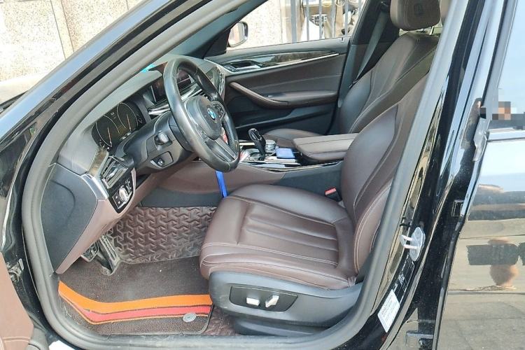 Used BMW 5 Series 2019 525Li M Sport Package Left Front Seat