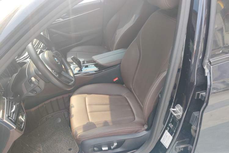 Used BMW 5 Series 2019 525Li M Sport Package Left Front Seat
