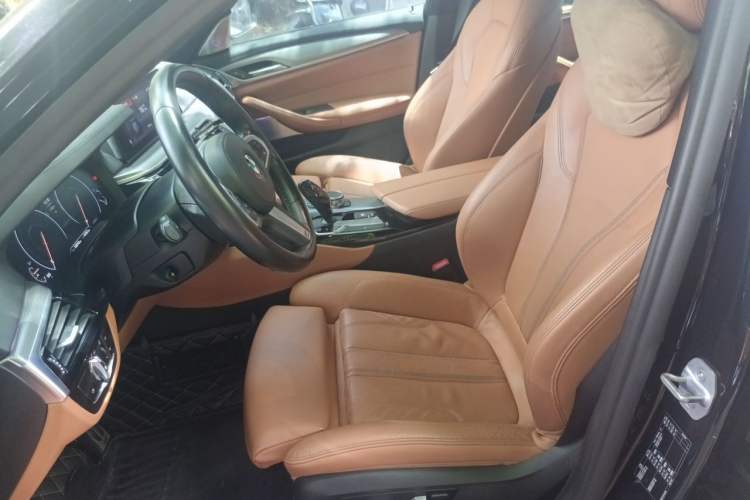 Used BMW 5 Series 2019 525i M Sport Package Left Front Seat