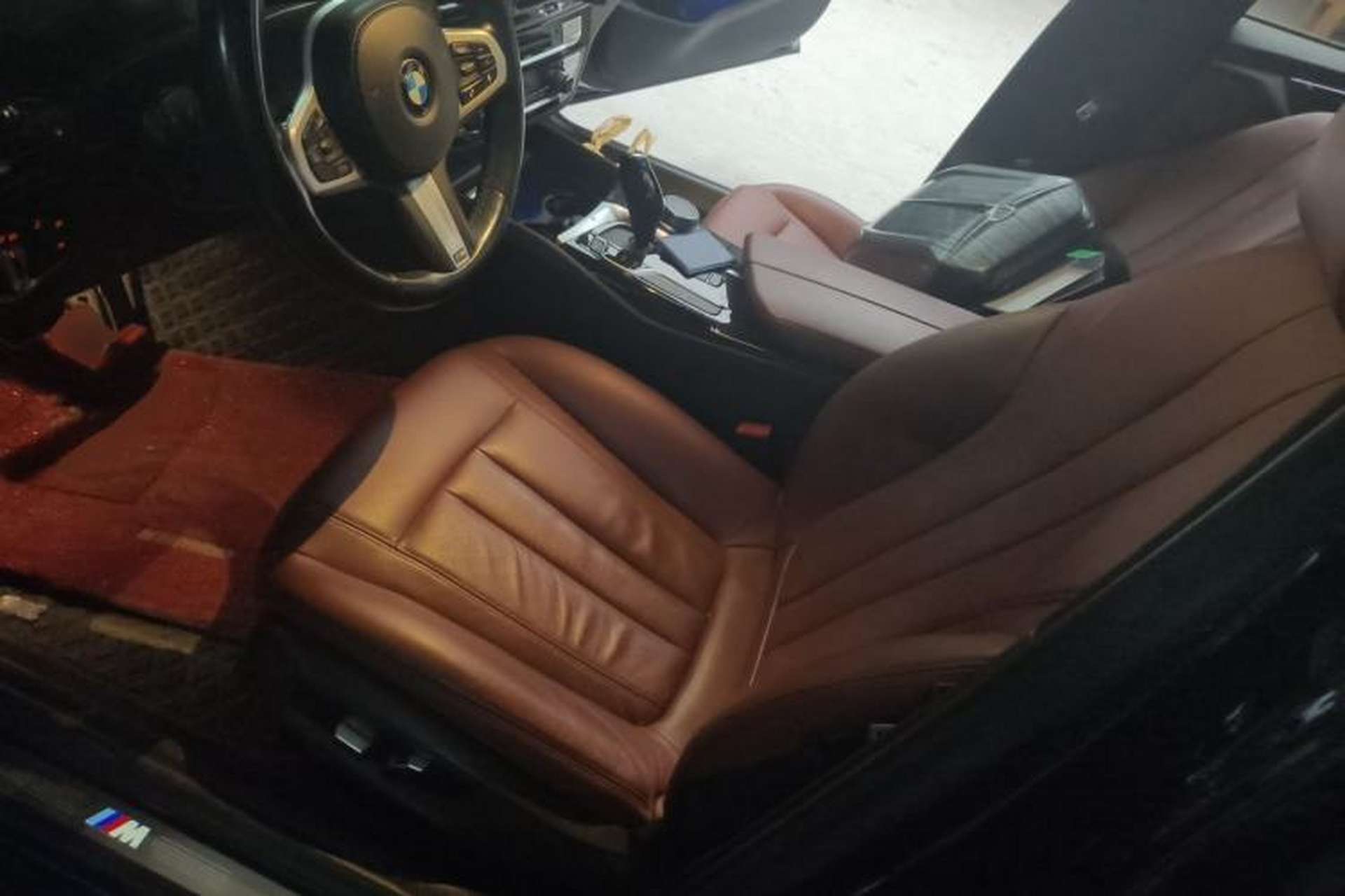 Used BMW 5 Series 2019 530Li Leading Model M Sport Package Left Front Seat