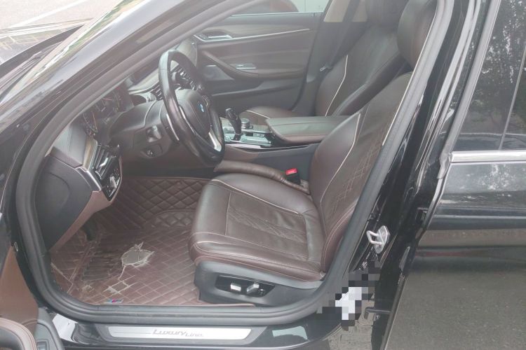 Used BMW 5 Series 2019 530Li xDrive Luxury Package Left Front Seat