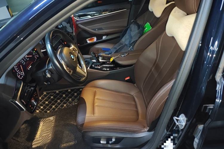 Used BMW 5 Series 2019 525Li M Sport Package Left Front Seat