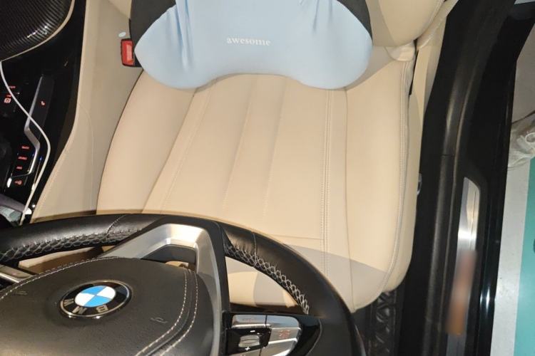 Used BMW 5 Series 2019 525Li Luxury Package Left Front Seat