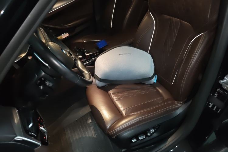 Used BMW 5 Series 2019 540i M Sport Package Left Front Seat