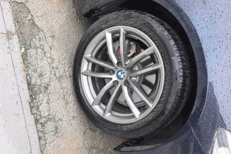 Used BMW 5 Series 2019 525i M Sport Package Left Front Wheel Hub