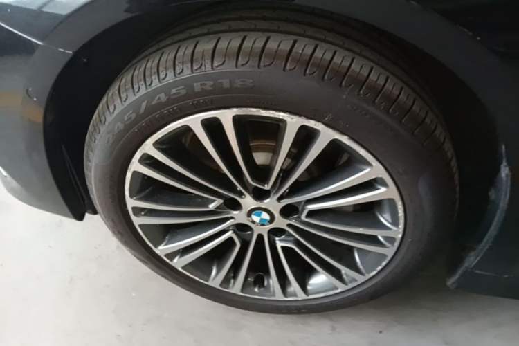 Used BMW 5 Series 2019 530Li Luxury Edition Premium Package Left Front Wheel Hub