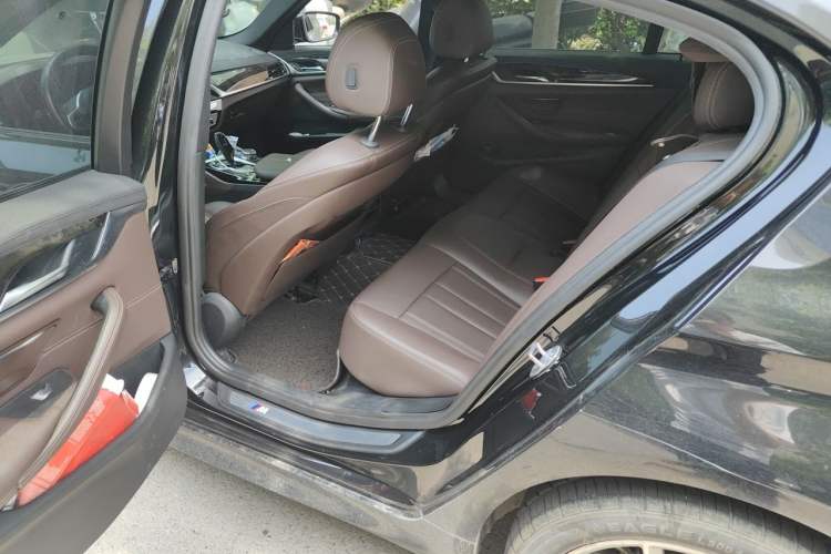 Used BMW 5 Series 2019 525Li M Sport Package Left Rear Seat