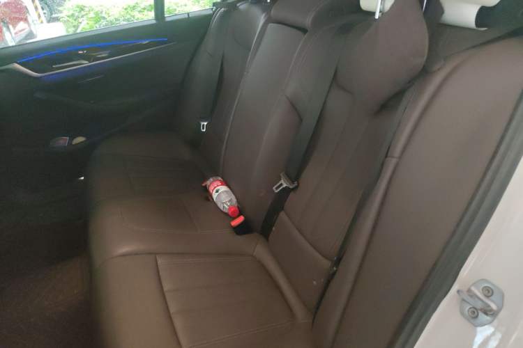 Used BMW 5 Series 2019 525Li Luxury Package Left Rear Seat