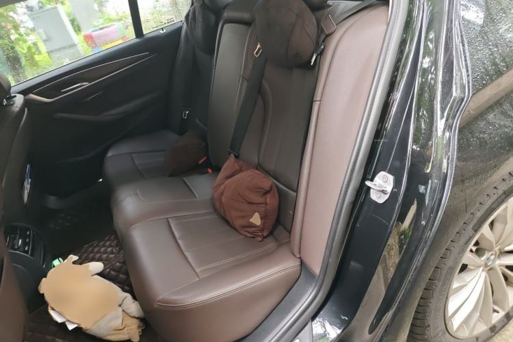 Used BMW 5 Series 2019 525Li Luxury Package Left Rear Seat