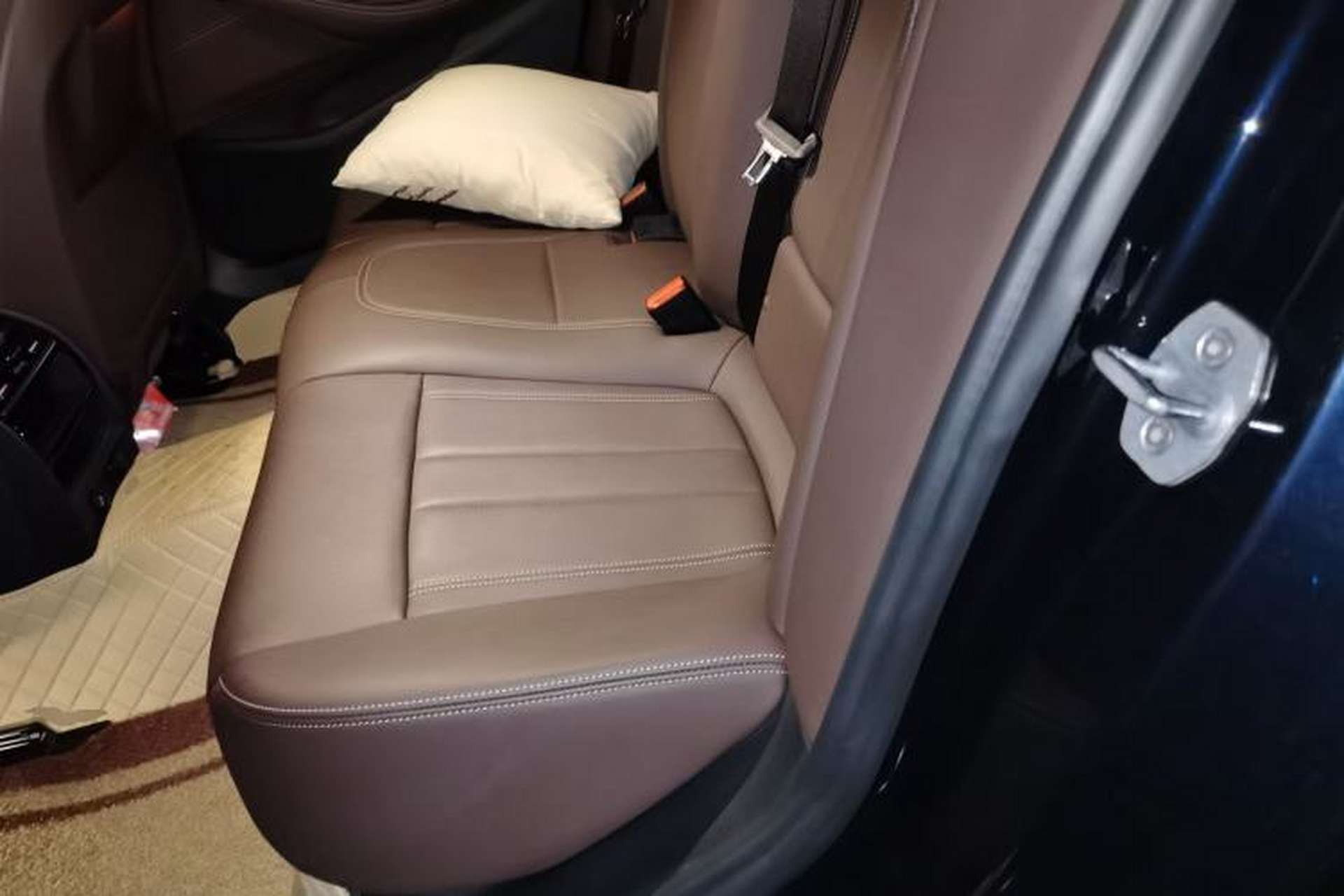 Used BMW 5 Series 2019 525Li M Sport Package Left Rear Seat