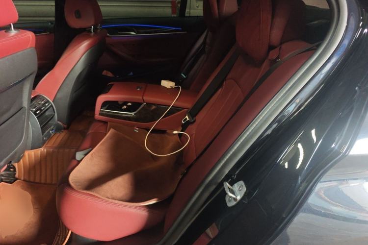 Used BMW 5 Series 2019 530Li Leading Model M Sport Package Left Rear Seat