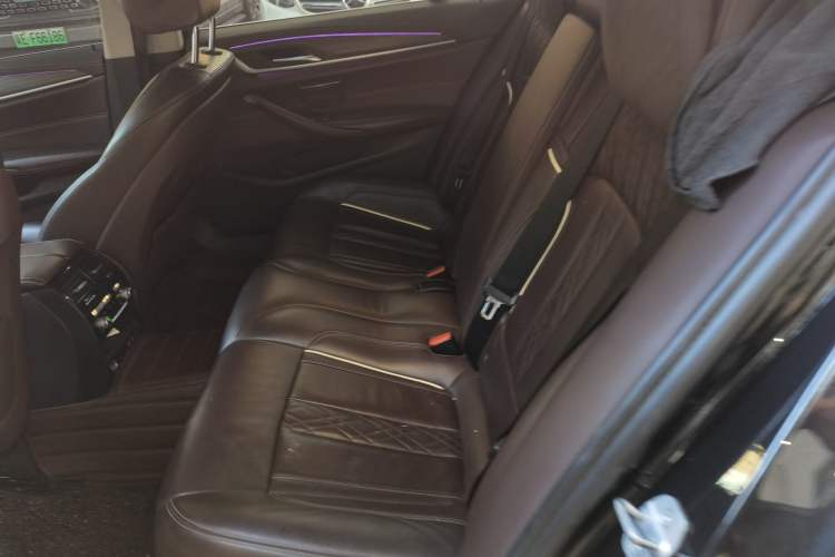 Used BMW 5 Series 2019 530Li xDrive Luxury Package Left Rear Seat