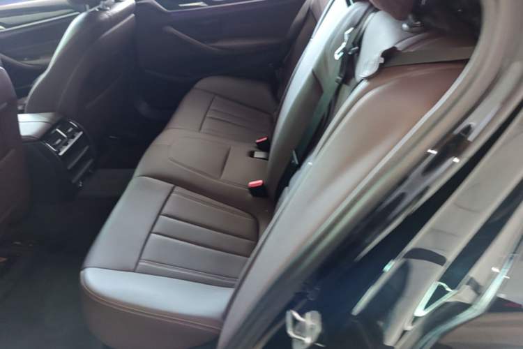 Used BMW 5 Series 2019 525Li M Sport Package Left Rear Seat