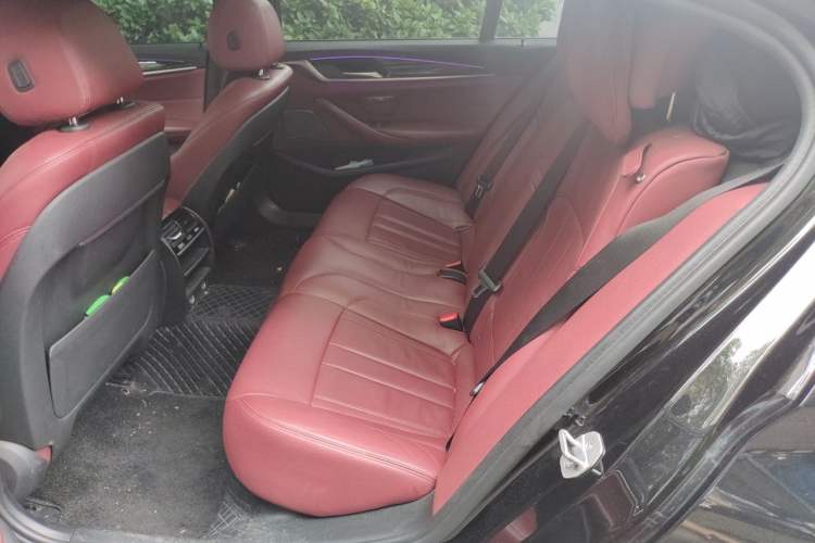 Used BMW 5 Series 2019 Facelifted 530Li Leading Edition M Sport Package Left Rear Seat