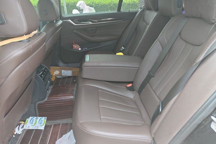 Used BMW 5 Series 2019 525Li Luxury Package Left Rear Seat