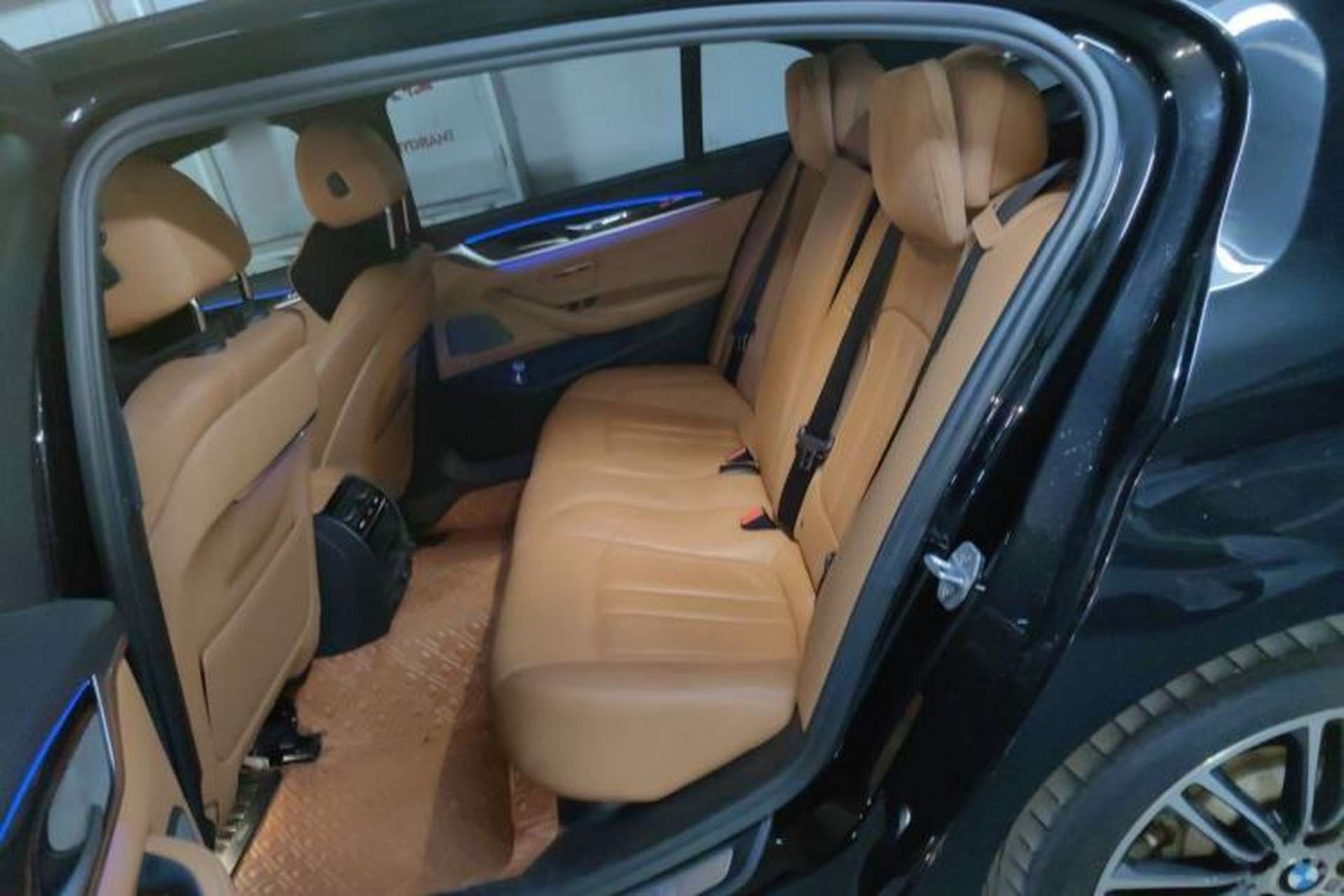 Used BMW 5 Series 2019 530Li Leading Model M Sport Package Left Rear Seat