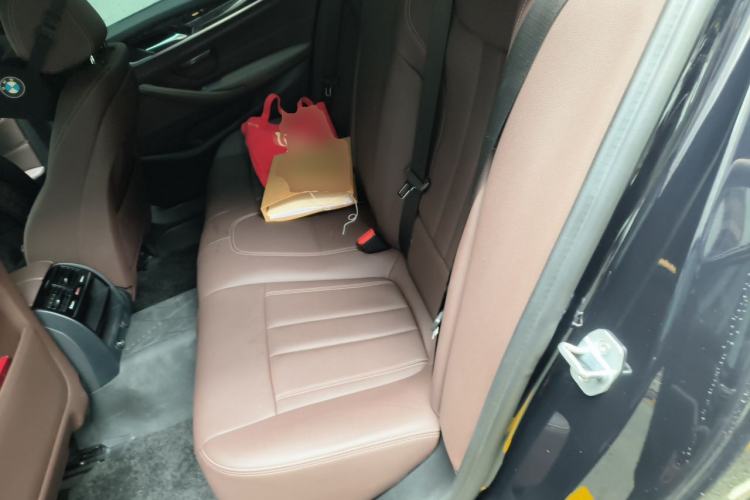 Used BMW 5 Series 2019 Restyled 525Li M Sport Package Left Rear Seat