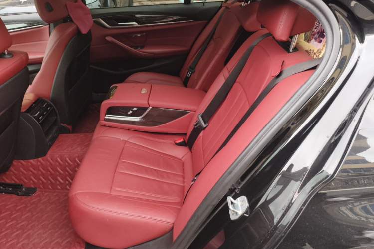 Used BMW 5 Series 2019 530Li xDrive M Sport Package Left Rear Seat