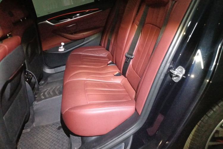 Used BMW 5 Series 2019 Facelifted 530Li Leading Edition M Sport Package Left Rear Seat