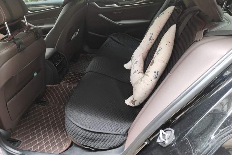 Used BMW 5 Series 2019 Restyled 525Li M Sport Package Left Rear Seat