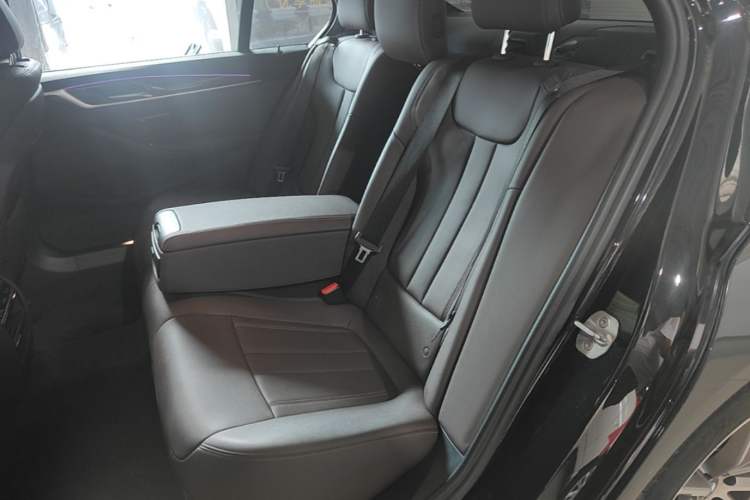 Used BMW 5 Series 2019 Restyled 525Li M Sport Package Left Rear Seat
