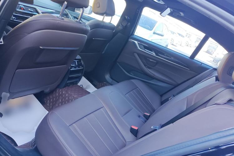 Used BMW 5 Series 2019 Restyled 525Li M Sport Package Left Rear Seat