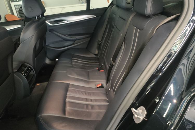 Used BMW 5 Series 2019 Restyled 525i M Sport Package Left Rear Seat