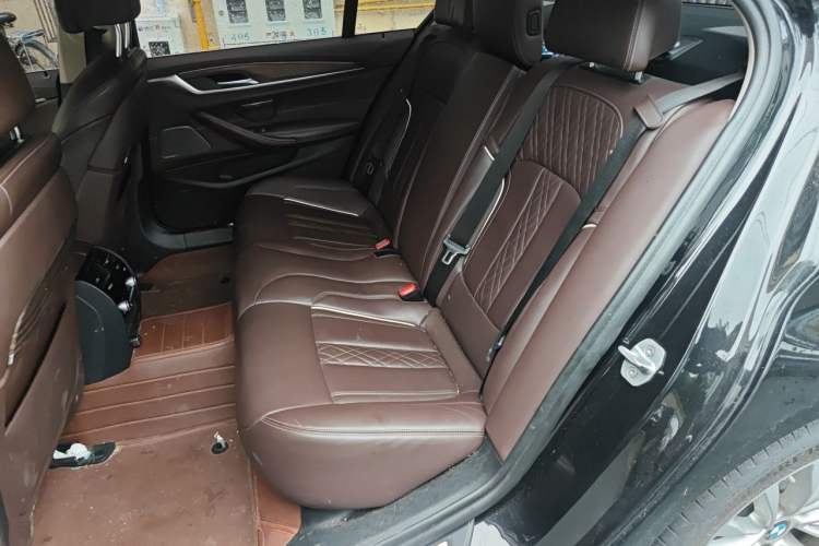 Used BMW 5 Series 2019 Facelifted 530Li Luxury Edition Premium Package Left Rear Seat