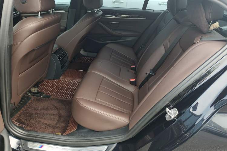 Used BMW 5 Series 2019 Restyled 525Li M Sport Package Left Rear Seat