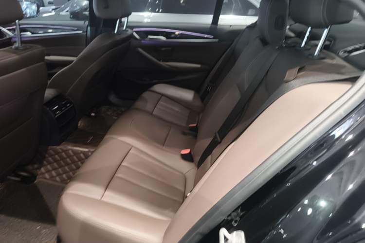 Used BMW 5 Series 2019 Restyled 525Li M Sport Package Left Rear Seat