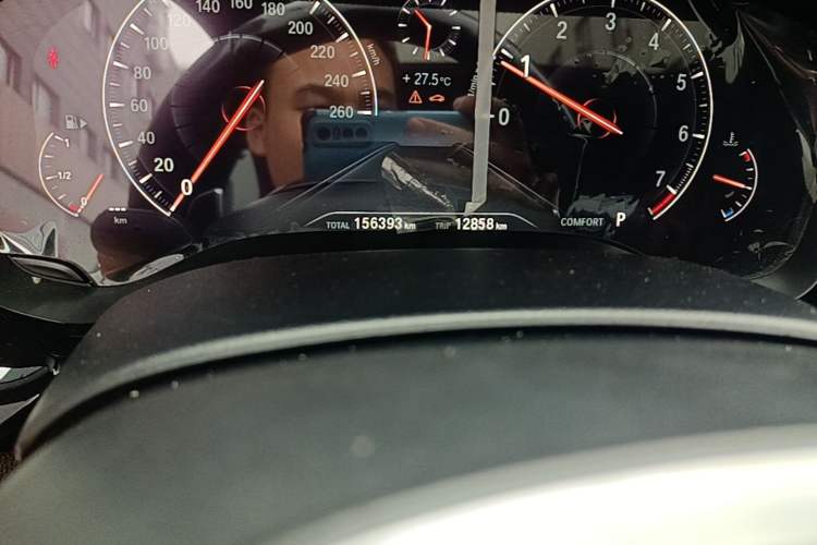 Used BMW 5 Series 2019 530Li xDrive M Sport Package Odometer Close Up