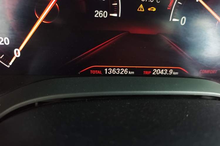 Used BMW 5 Series 2019 525Li M Sport Package Odometer Close Up