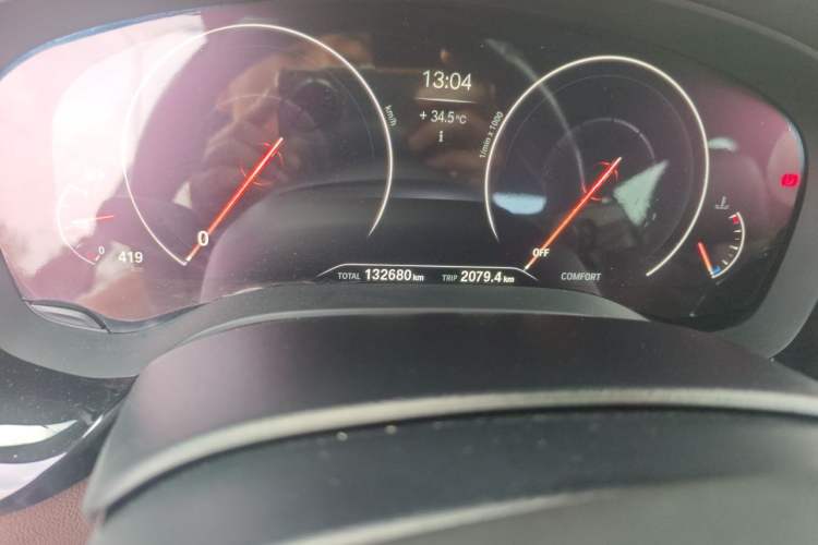 Used BMW 5 Series 2019 Restyled 525Li M Sport Package Odometer Close Up