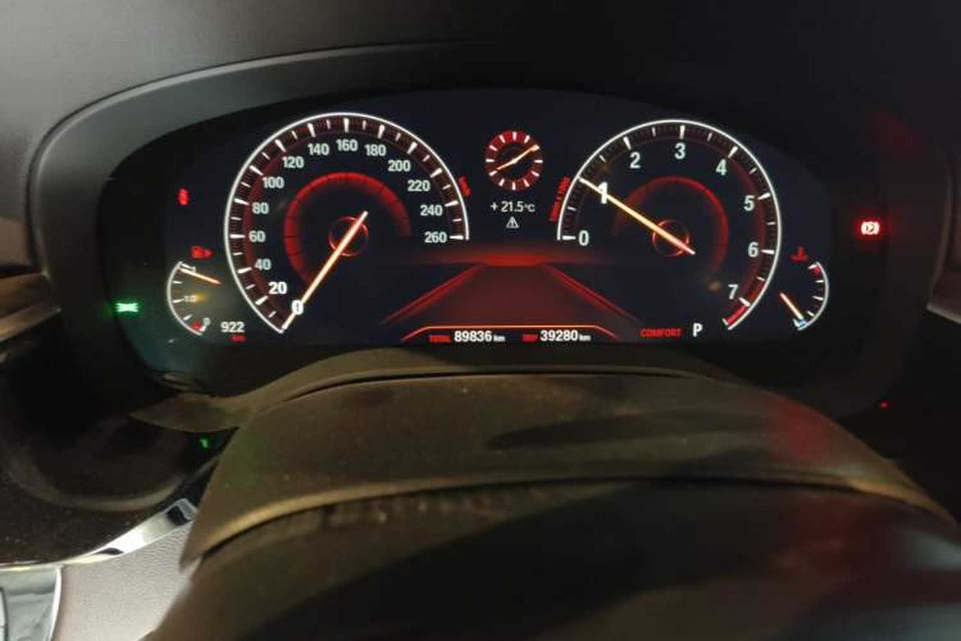 Used BMW 5 Series 2019 Facelifted 530Li Leading Edition Luxury Package Odometer Close Up