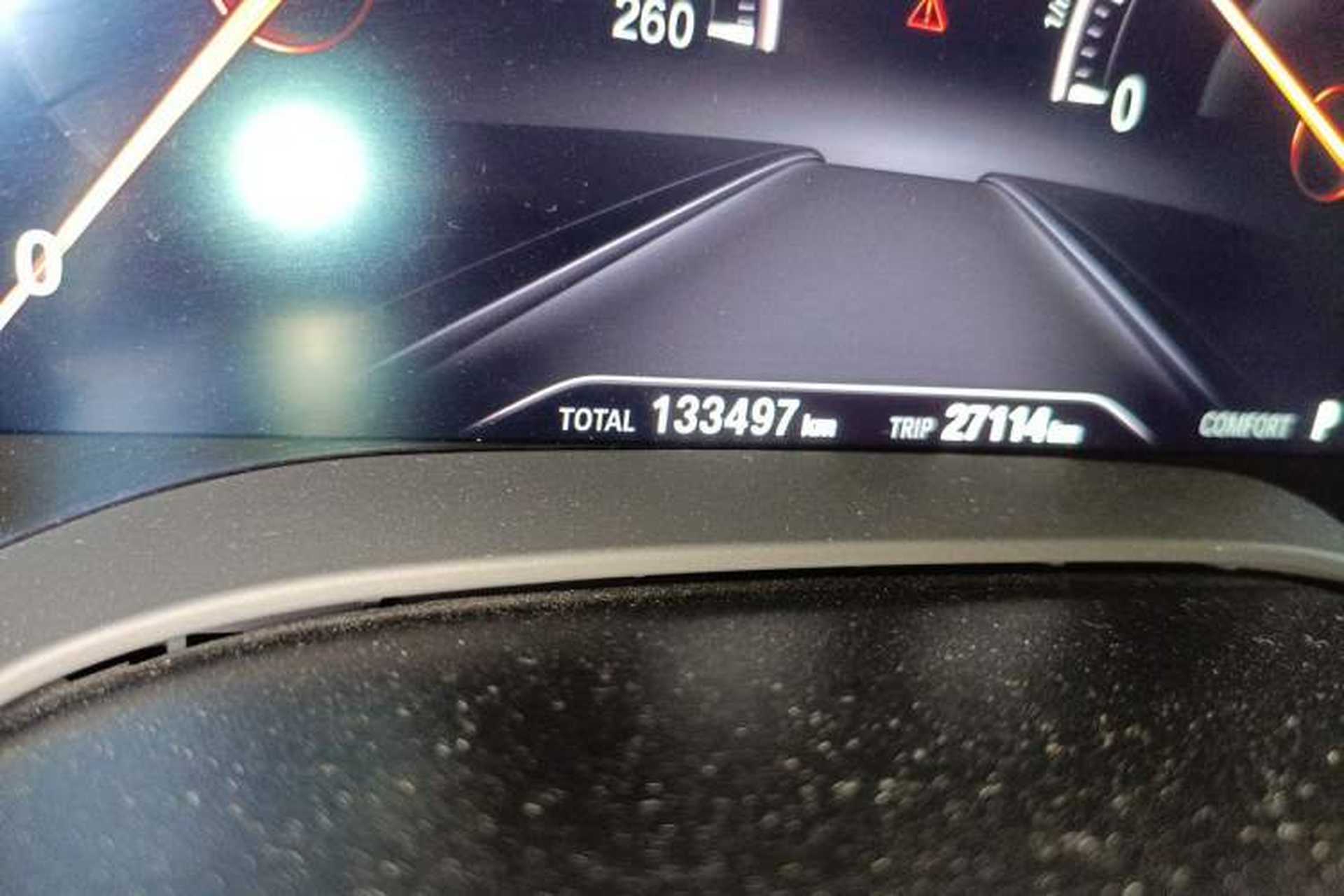 Used BMW 5 Series 2019 525Li M Sport Package Odometer Close Up