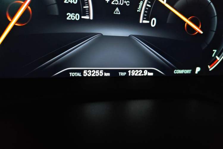 Used BMW 5 Series 2019 Restyled 530Li Luxury Edition M Sport Package Odometer Close Up