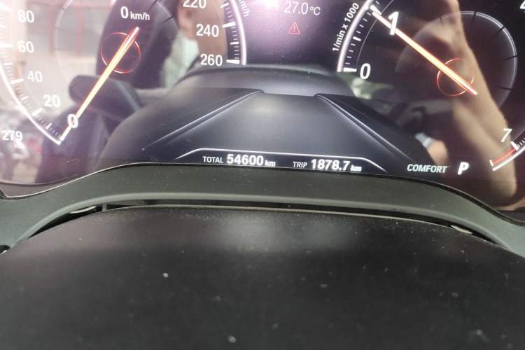 Used BMW 5 Series 2019 Restyled 525Li M Sport Package Odometer Close Up