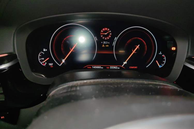 Used BMW 5 Series 2019 525Li M Sport Package Odometer Close Up