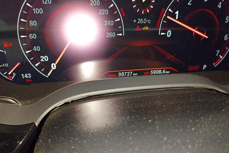Used BMW 5 Series 2019 Facelifted 530Li Leading Edition Luxury Package Odometer Close Up