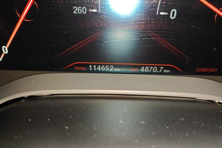 Used BMW 5 Series 2019 525Li M Sport Package Odometer Close Up