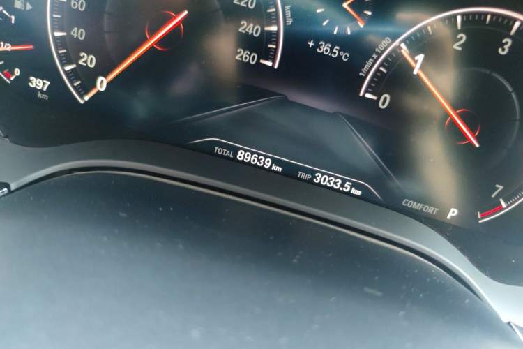 Used BMW 5 Series 2019 Restyled 525Li M Sport Package Odometer Close Up