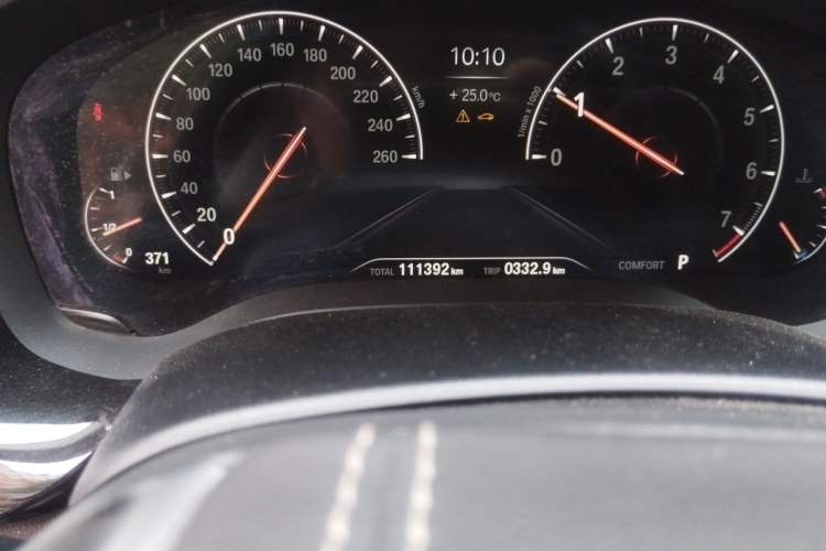 Used BMW 5 Series 2019 525Li Luxury Package Odometer Close Up