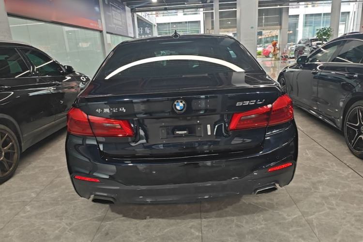 Used BMW 5 Series 2019 Facelifted 530Li Leading Edition M Sport Package Rear