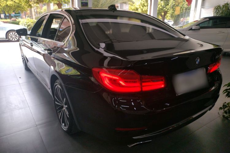 Used BMW 5 Series 2019 Facelifted 530Li Luxury Edition Premium Package Rear Left 45 Deg