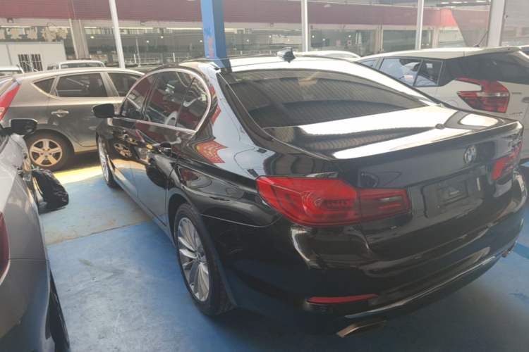 Used BMW 5 Series 2019 530Li Leading Model Luxury Package Rear Left 45 Deg